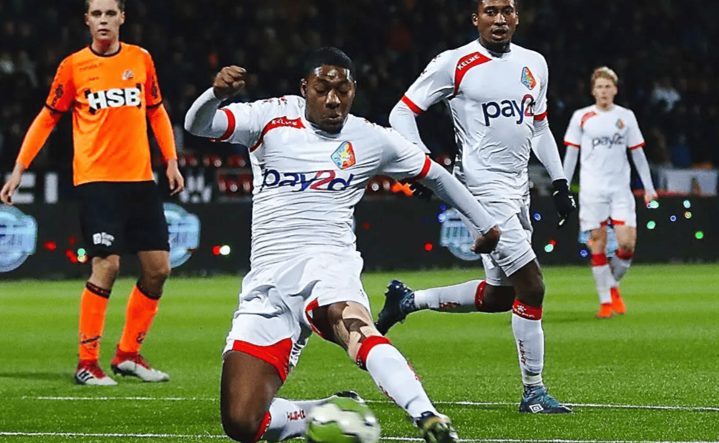 国际比赛日荷甲传出新动向，北京首钢单刀错失，管理层表态——震撼外界，更衣室氛围转暖的简单介绍